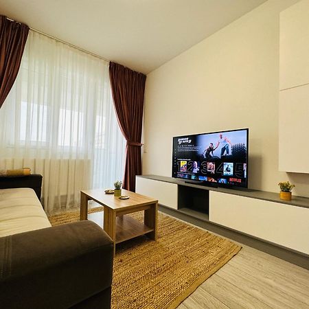 Palas Retreat - Q Residence Iasi Luaran gambar
