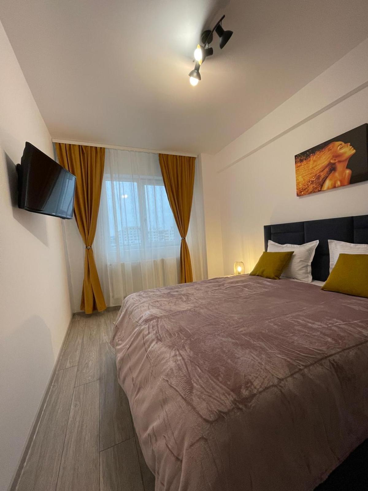 Palas Retreat - Q Residence Iasi Luaran gambar