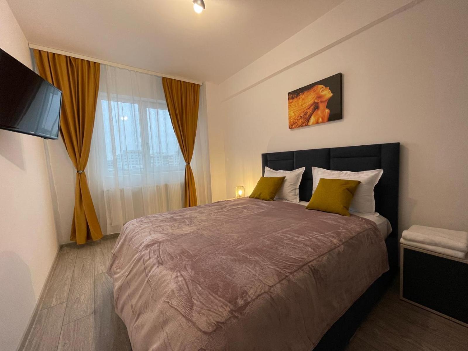 Palas Retreat - Q Residence Iasi Luaran gambar