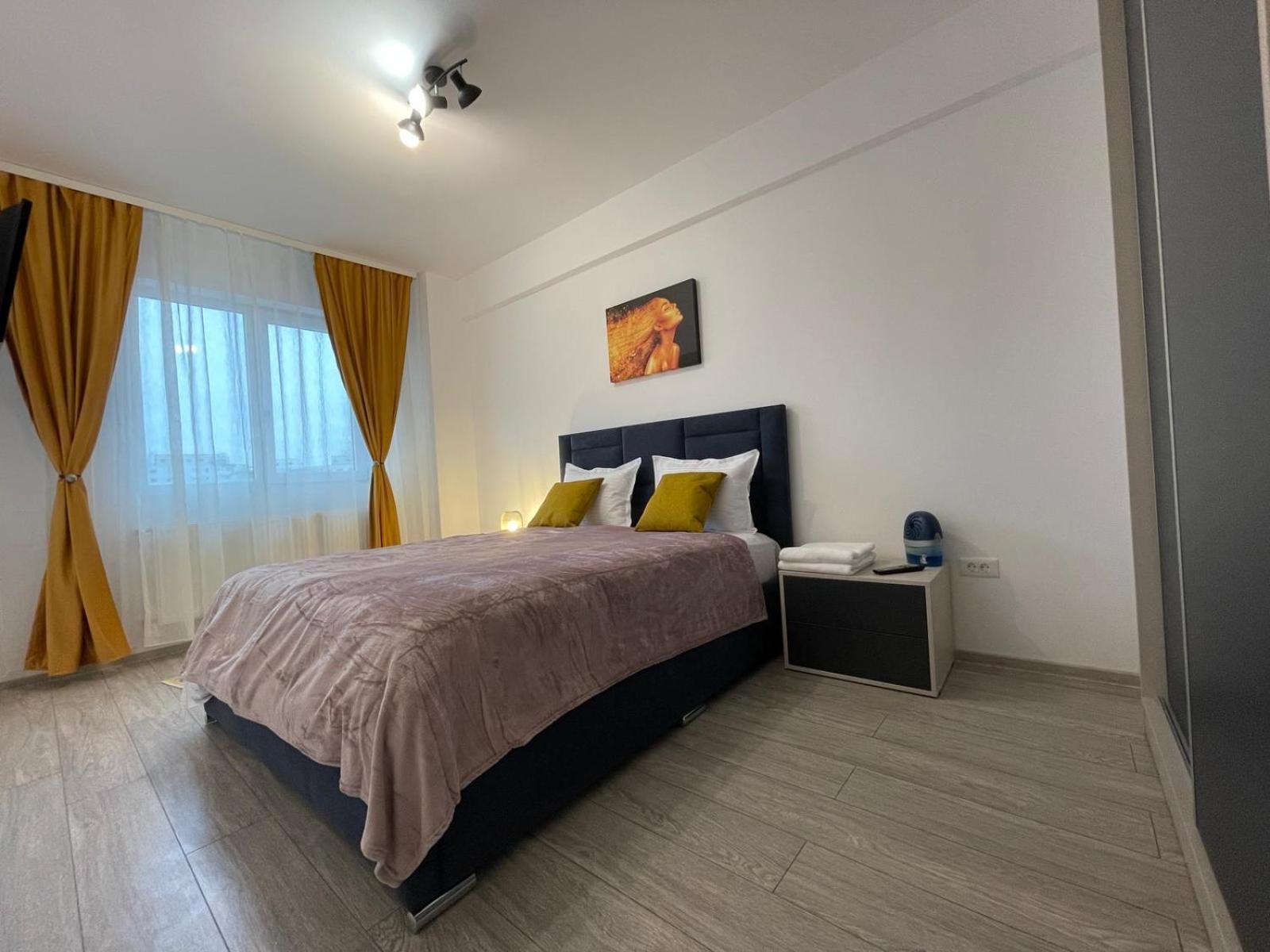 Palas Retreat - Q Residence Iasi Luaran gambar