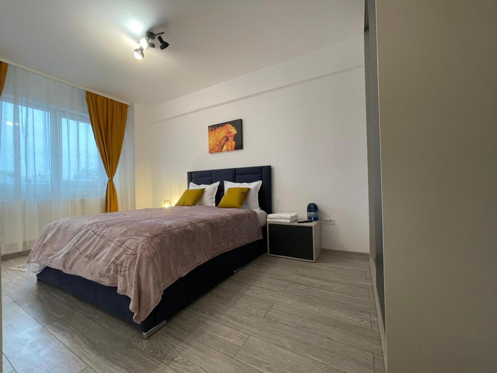 Palas Retreat - Q Residence Iasi Luaran gambar