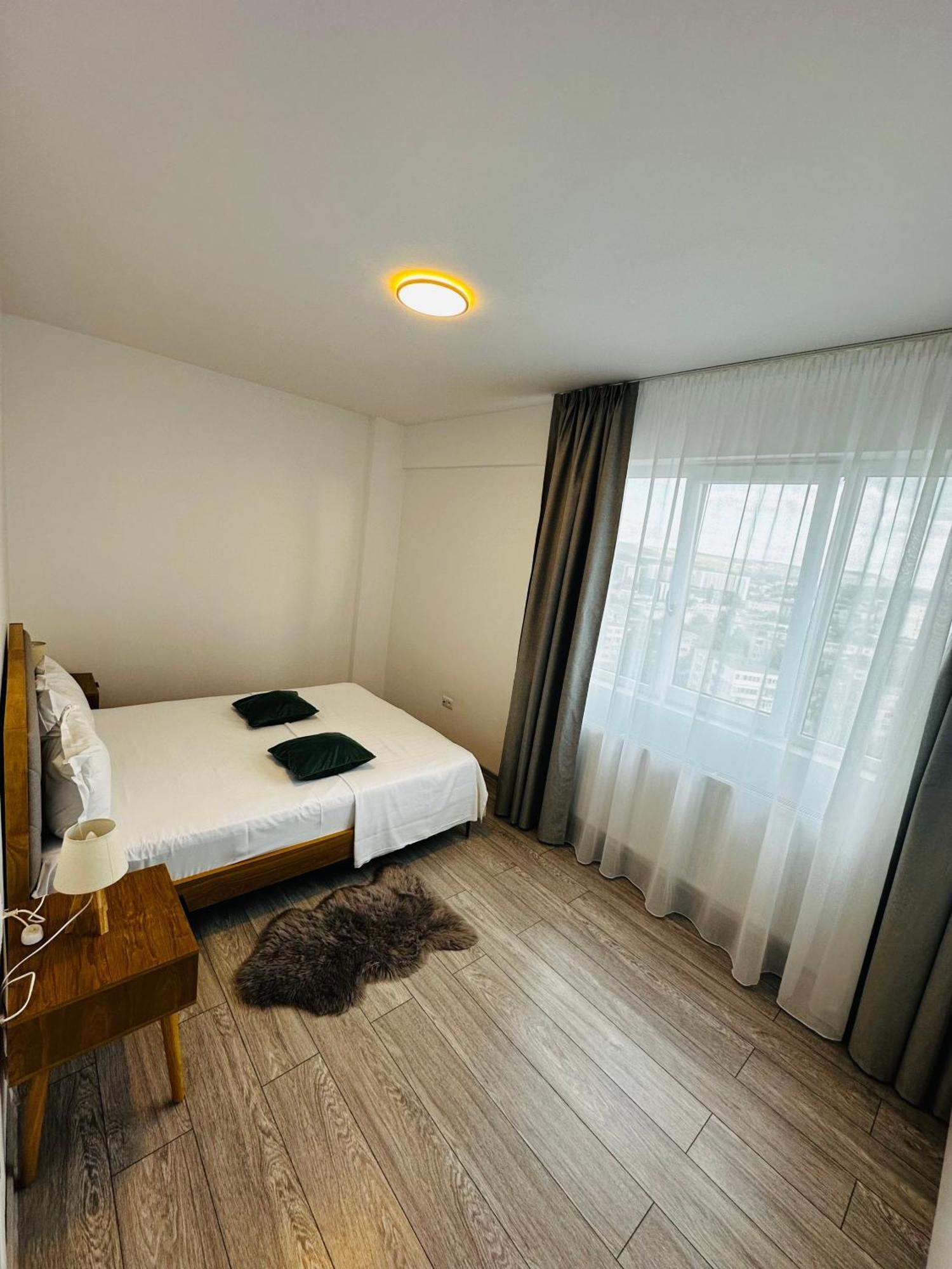 Palas Retreat - Q Residence Iasi Luaran gambar