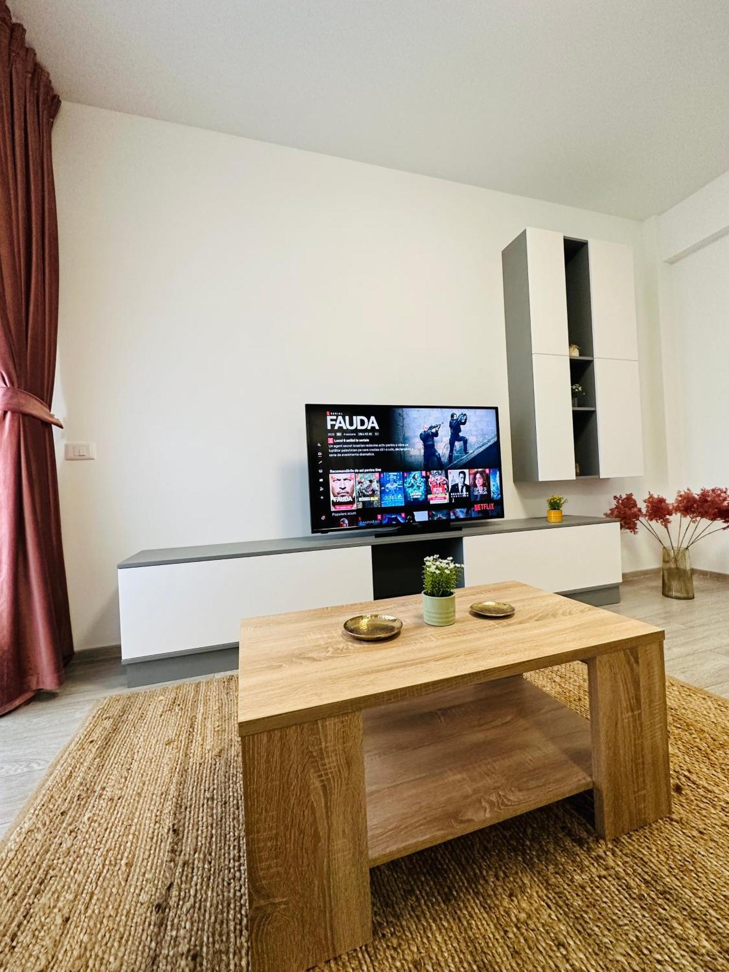 Palas Retreat - Q Residence Iasi Luaran gambar